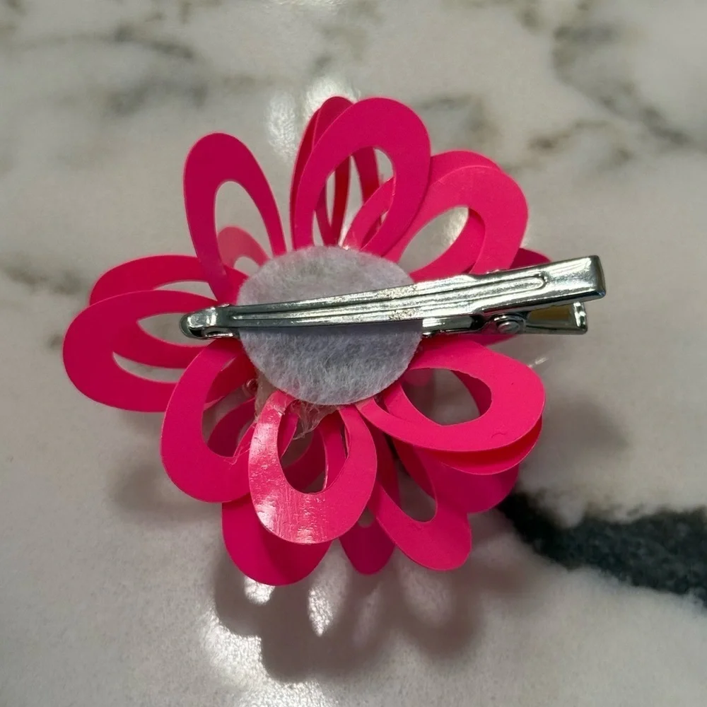 NWOT ❤️ Hot Pink Floral Embellished Hair Clip